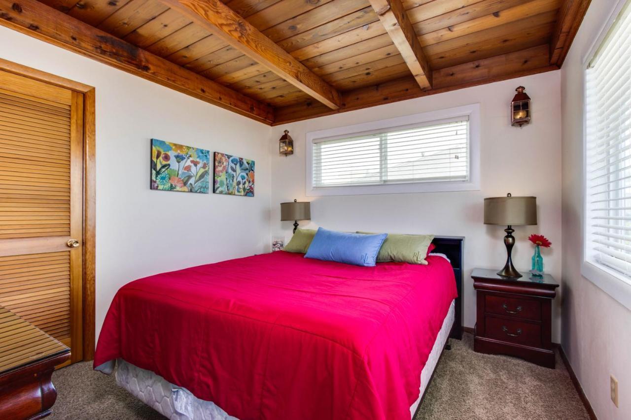 Lincoln City Beach Front Vacation Rental Bagian luar foto